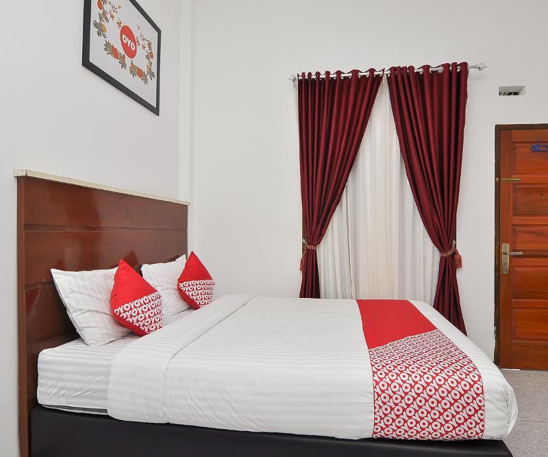 Reddoorz Syariah At Penginapan Eby Padang Exterior foto